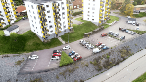 parkeringsplatser fotat ovanifrån